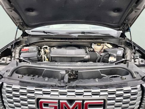 Used 2021 GMC Yukon Denali w/ Denali Premium Package AWD/4WD image 32