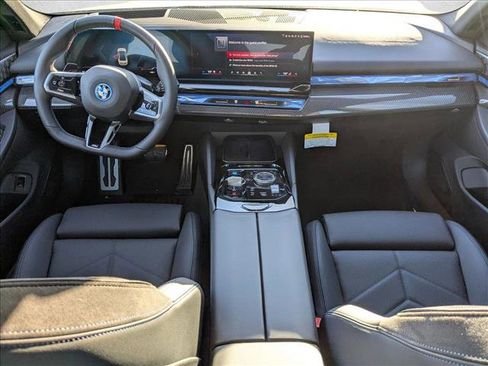 New 2025 BMW i5 M60 w/ Premium Package image 15