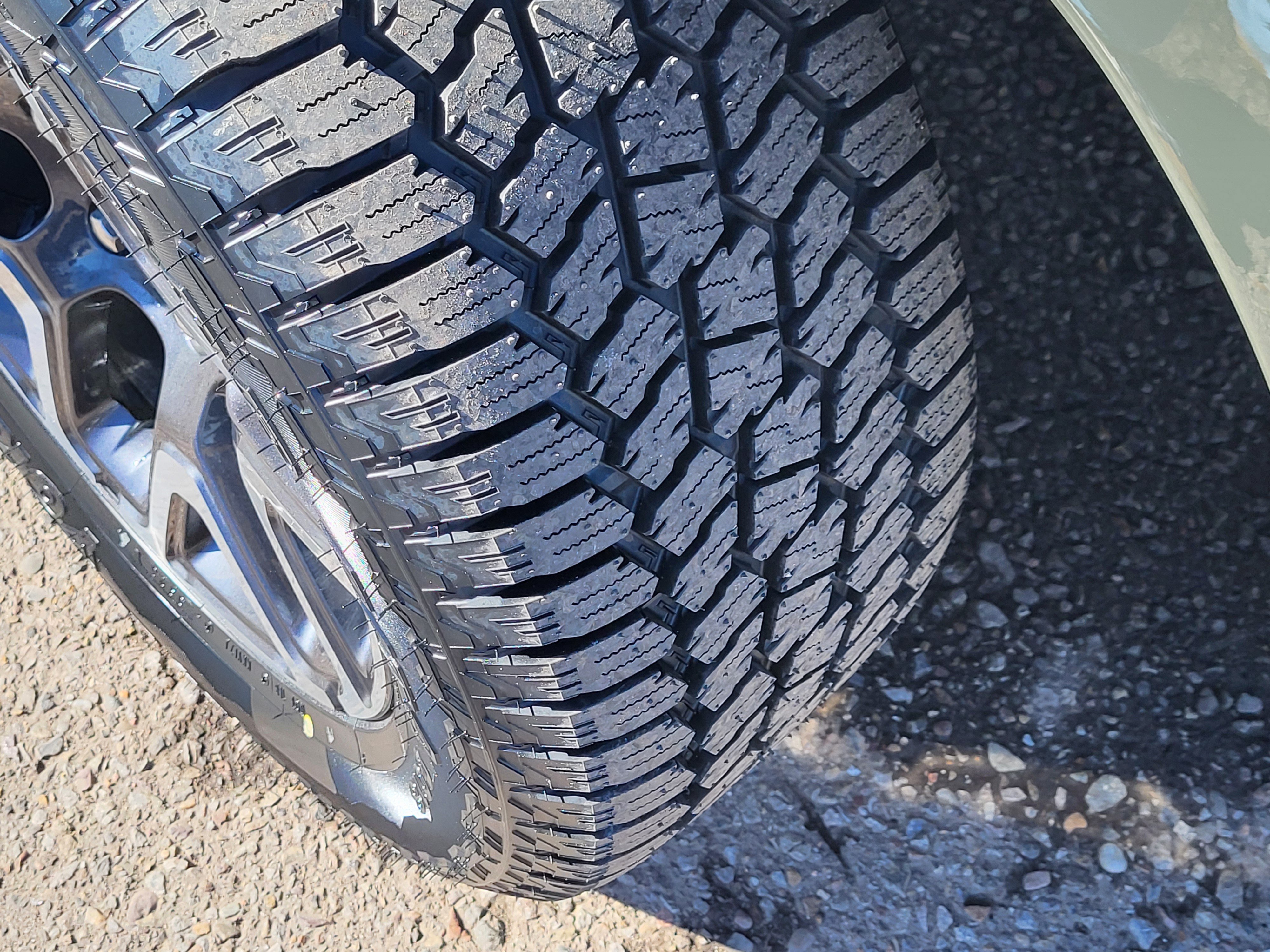 Used 2026 RAM 1500 Laramie AWD/4WD image 9