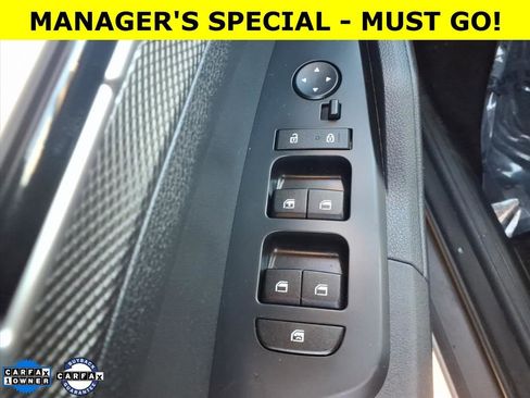 Used 2023 Kia Sportage LX image 15