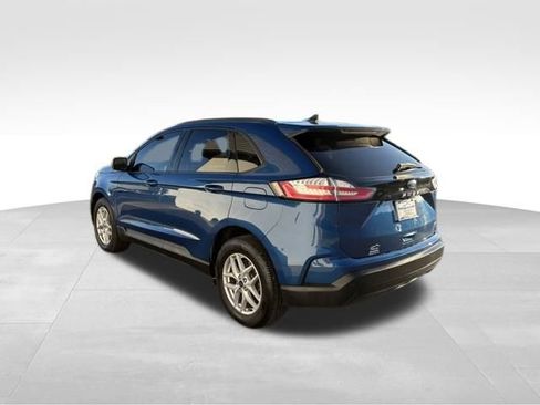 Used 2022 Ford Edge SE image 6