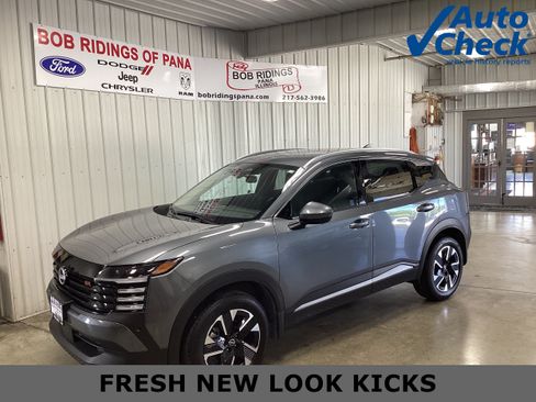 Used 2025 Nissan Kicks SR AWD/4WD image 1