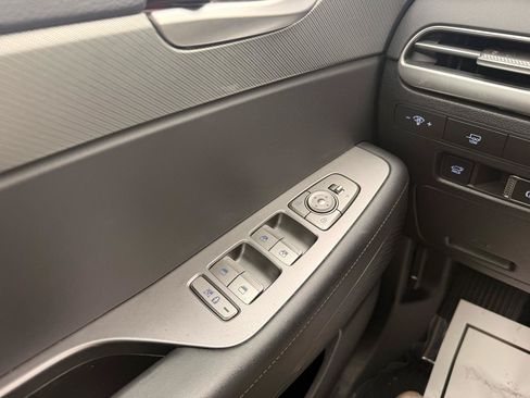 Used 2025 Hyundai Palisade SEL AWD/4WD image 18
