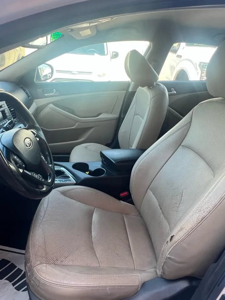 Used 2012 Kia Optima EX FWD image 11