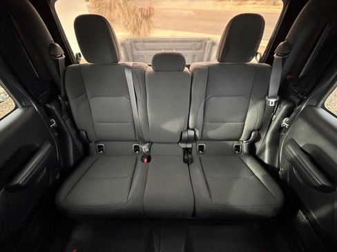 Used 2020 Jeep Gladiator Sport w/ Quick Order Package 24S image 32