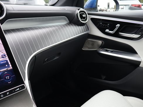 Certified 2023 Mercedes-Benz GLC 300 image 41