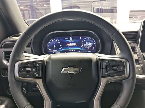 Used 2023 Chevrolet Tahoe Z71 w/ Luxury Package AWD/4WD image 23