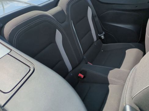 Used 2020 Chevrolet Camaro LT RWD image 21