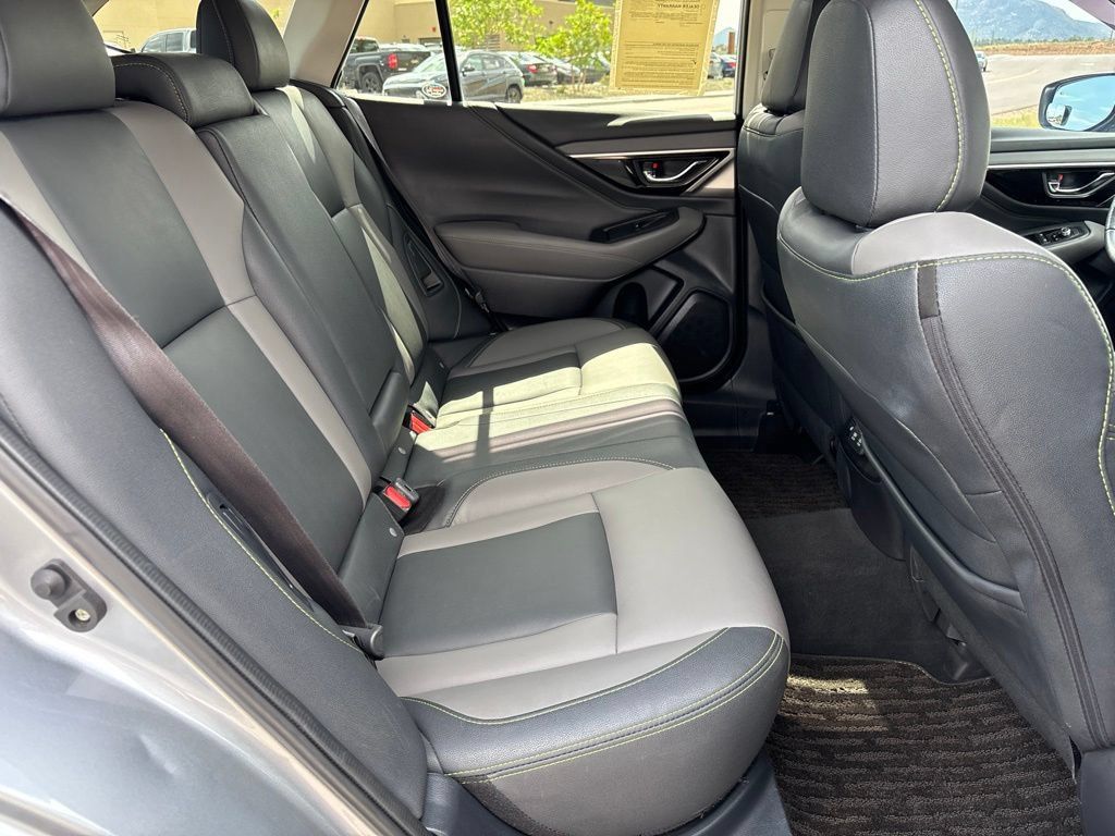Used 2021 Subaru Outback Onyx Edition XT w/ Popular Package #2 AWD/4WD image 16