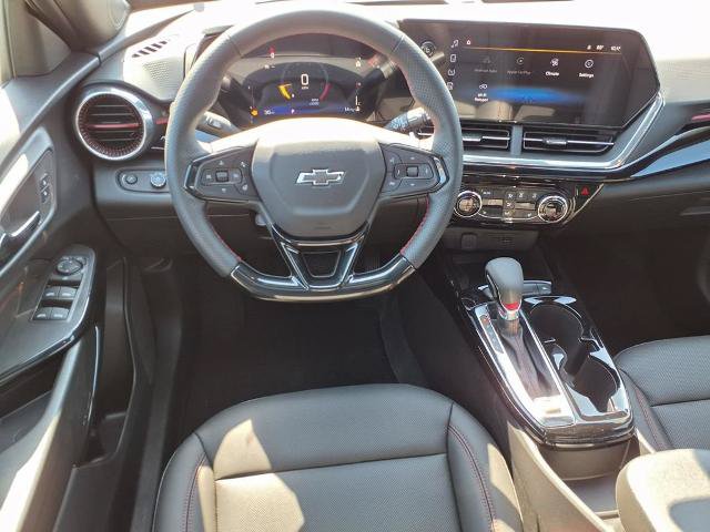 New 2026 Chevrolet Trax RS w/ Sunroof Package FWD image 22