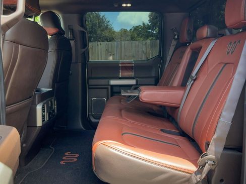 Used 2018 Ford F150 King Ranch w/ Equipment Group 601A Luxury AWD/4WD image 11