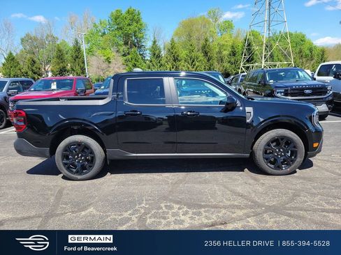 New 2026 Ford Maverick Lariat w/ Black Appearance Package AWD/4WD image 8