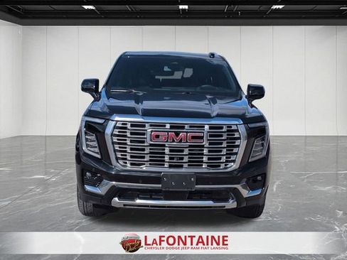 Used 2025 GMC Yukon Denali AWD/4WD image 8