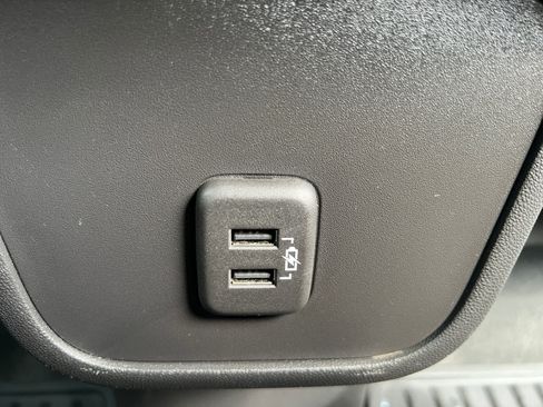 Used 2024 Chevrolet Equinox LT AWD/4WD image 13
