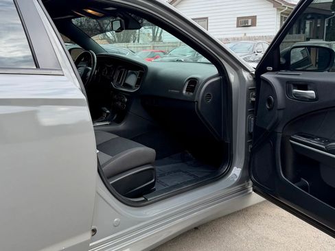 Used 2019 Dodge Charger Scat Pack w/ Navigation & Travel Group image 19
