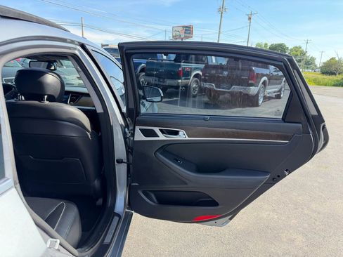 Used 2016 Hyundai Genesis 3.8 w/ Option Group 04 AWD/4WD image 37
