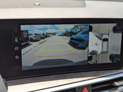 New 2026 Kia Sorento SX image 25