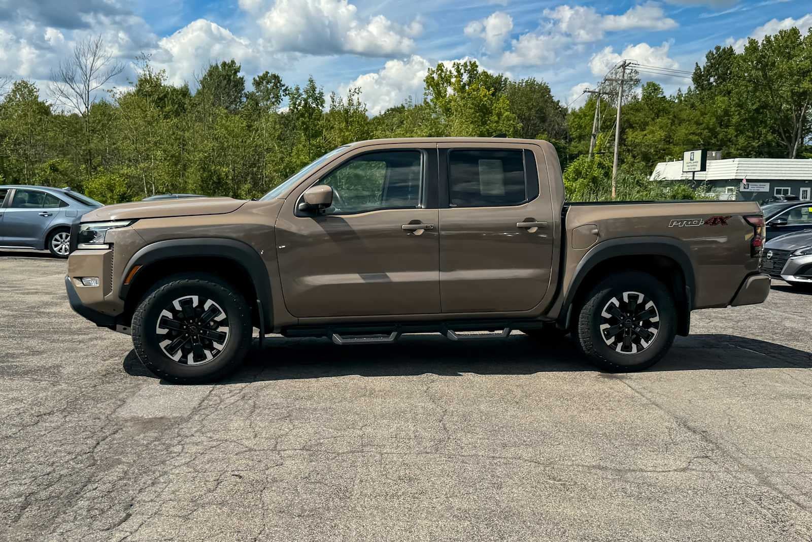 Certified 2023 Nissan Frontier PRO-4X w/ Pro Convenience Package AWD/4WD image 6