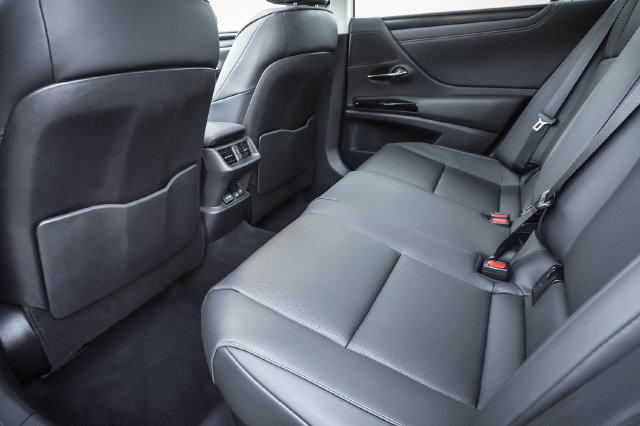 Certified 2025 Lexus ES 300h w/ Premium Package FWD image 20