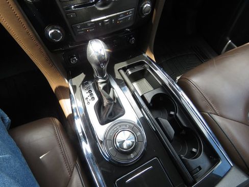 Used 2020 Nissan Armada Platinum w/ Platinum Reserve Package AWD/4WD image 26