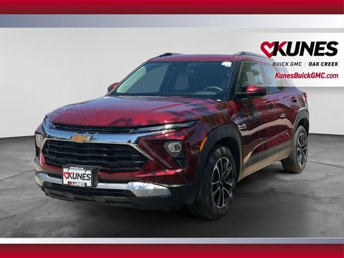Used 2025 Chevrolet TrailBlazer LT FWD image 5