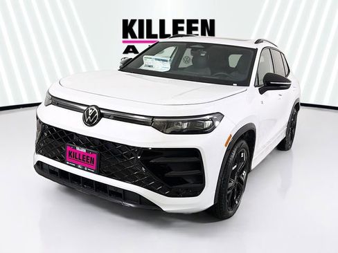New 2026 Volkswagen Tiguan SE R-Line FWD image 3