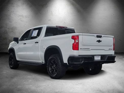 Used 2026 Chevrolet Silverado 1500 ZR2 w/ LPO, Dark Essentials Package AWD/4WD image 4