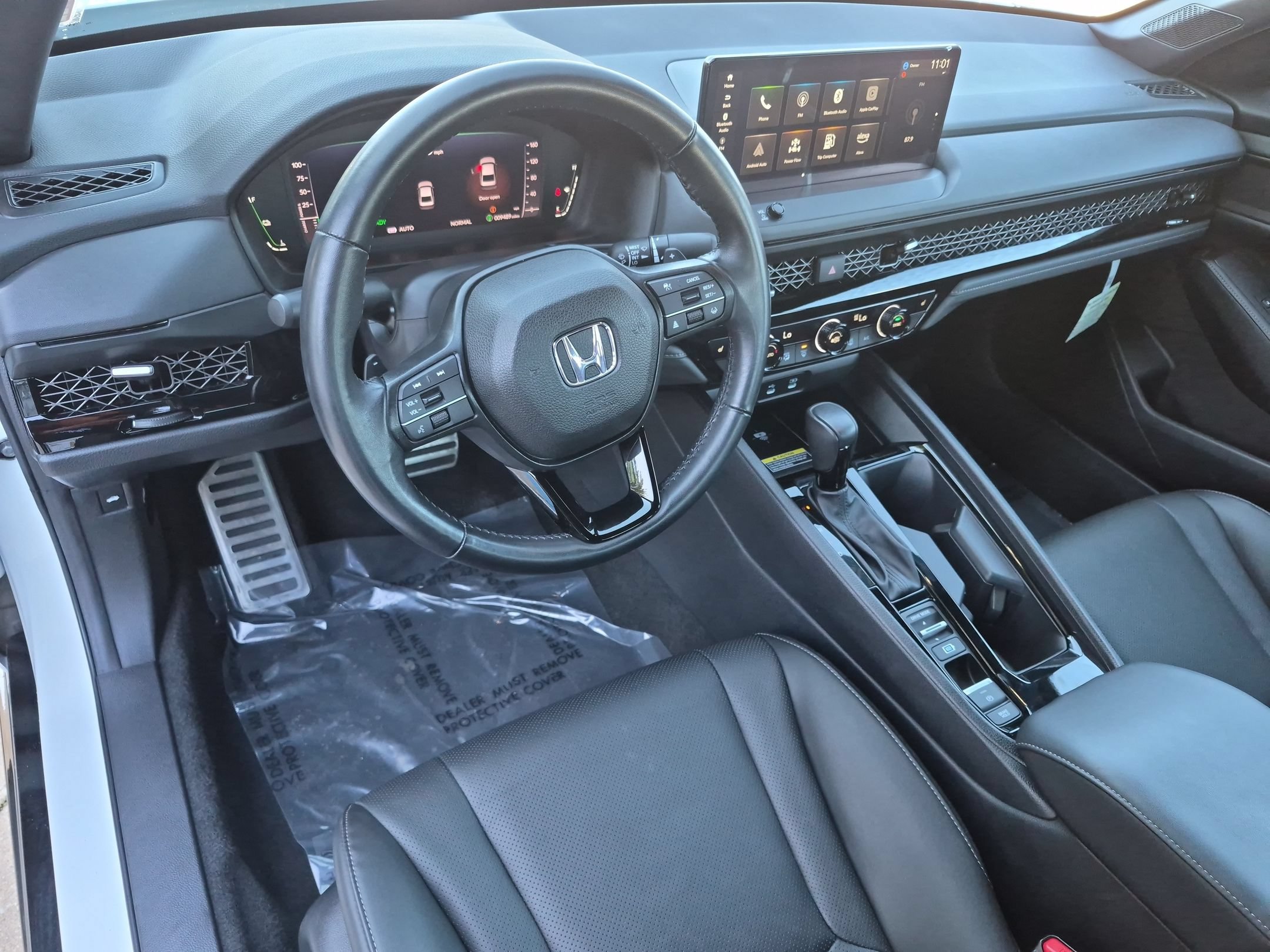 Used 2025 Honda Accord Sport image 10
