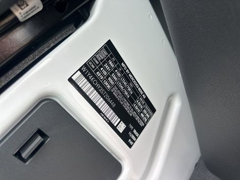 Used 2025 Mercedes-Benz Sprinter 2500 image 31