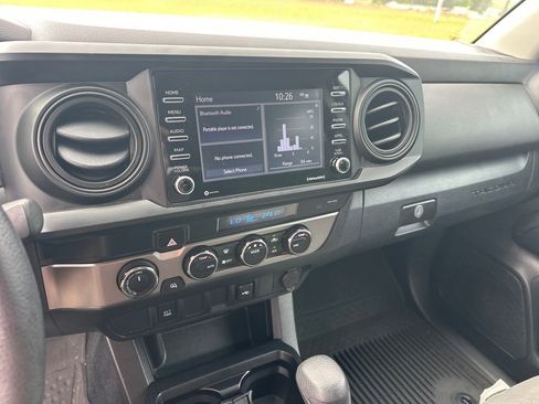 Used 2022 Toyota Tacoma SR AWD/4WD image 28