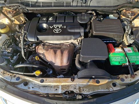 Used 2010 Toyota Camry LE image 27