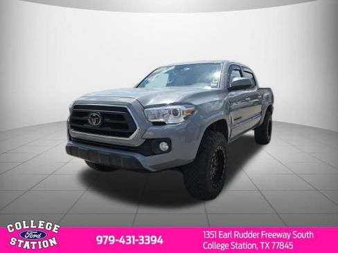 Used 2021 Toyota Tacoma SR5 RWD image 3