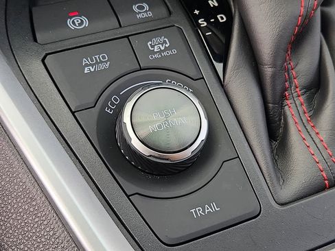 Certified 2023 Toyota RAV4 XSE image 27