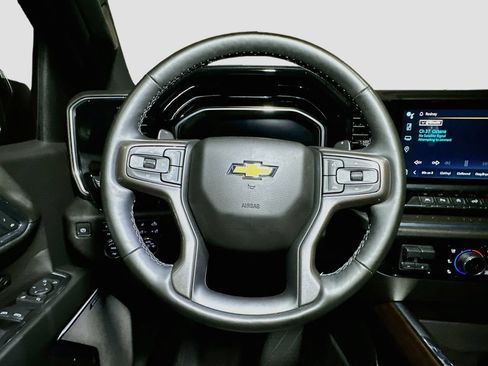 Used 2024 Chevrolet Silverado 1500 High Country AWD/4WD image 10