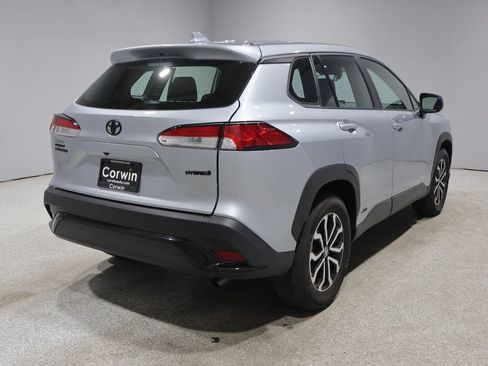 Certified 2024 Toyota Corolla Cross AWD Hybrid image 2