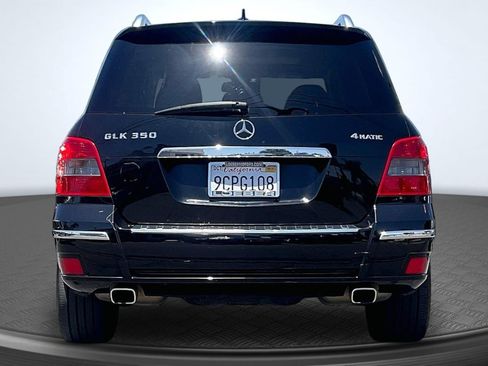Used 2010 Mercedes-Benz GLK 350 4MATIC image 4