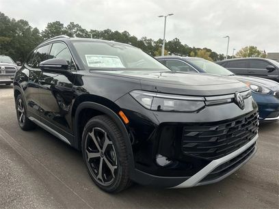 New 2025 Volkswagen Tiguan SE