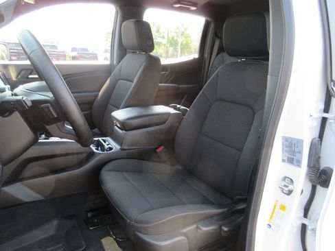 Certified 2025 GMC Canyon Elevation AWD/4WD image 19