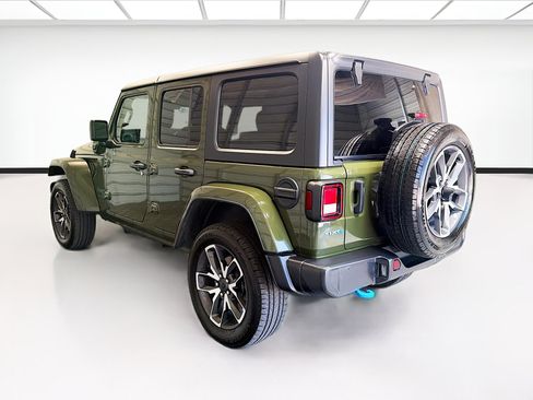 Used 2024 Jeep Wrangler Unlimited AWD/4WD image 6