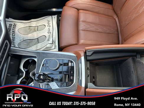 Used 2021 BMW X7 xDrive40i w/ Premium Package AWD/4WD image 18