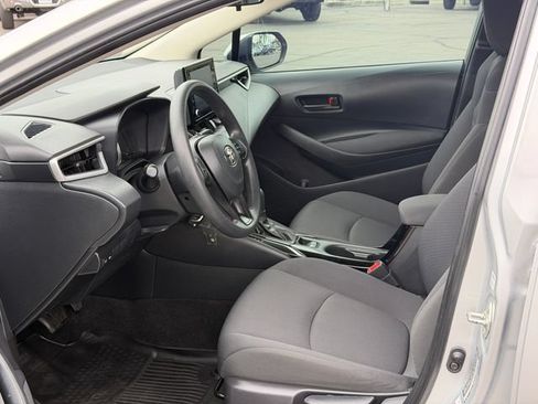 Used 2022 Toyota Corolla LE FWD image 15