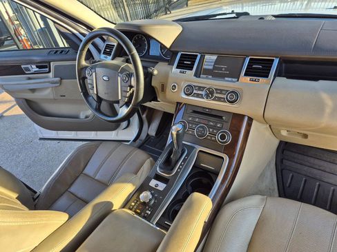 Used 2011 Land Rover Range Rover Sport HSE LUX image 21