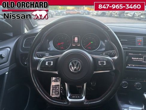 Used 2015 Volkswagen GTI SE FWD image 15