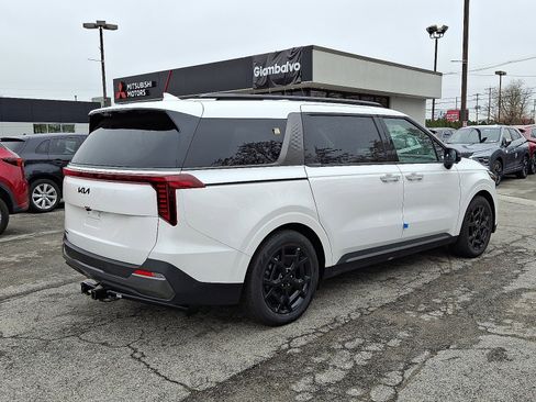 New 2025 Kia Carnival SX Prestige image 8