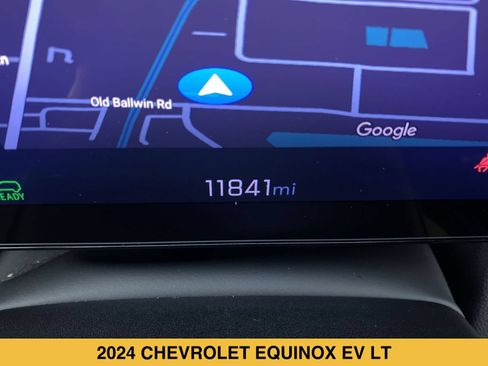 Certified 2024 Chevrolet Equinox EV LT FWD image 4