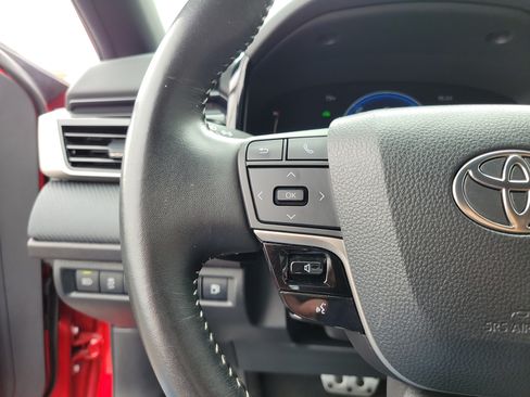 Used 2025 Toyota Camry SE FWD image 22