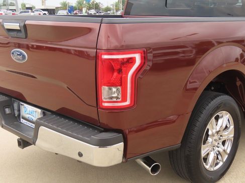 Used 2015 Ford F150 XLT w/ Equipment Group 302A Luxury RWD image 12