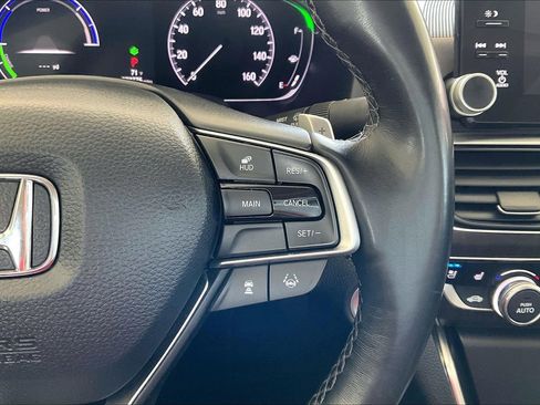 Used 2020 Honda Accord Touring image 11