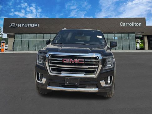 Used 2023 GMC Yukon SLT AWD/4WD image 2