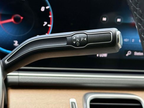 Used 2020 Mercedes-Benz GLE 350 4MATIC image 26